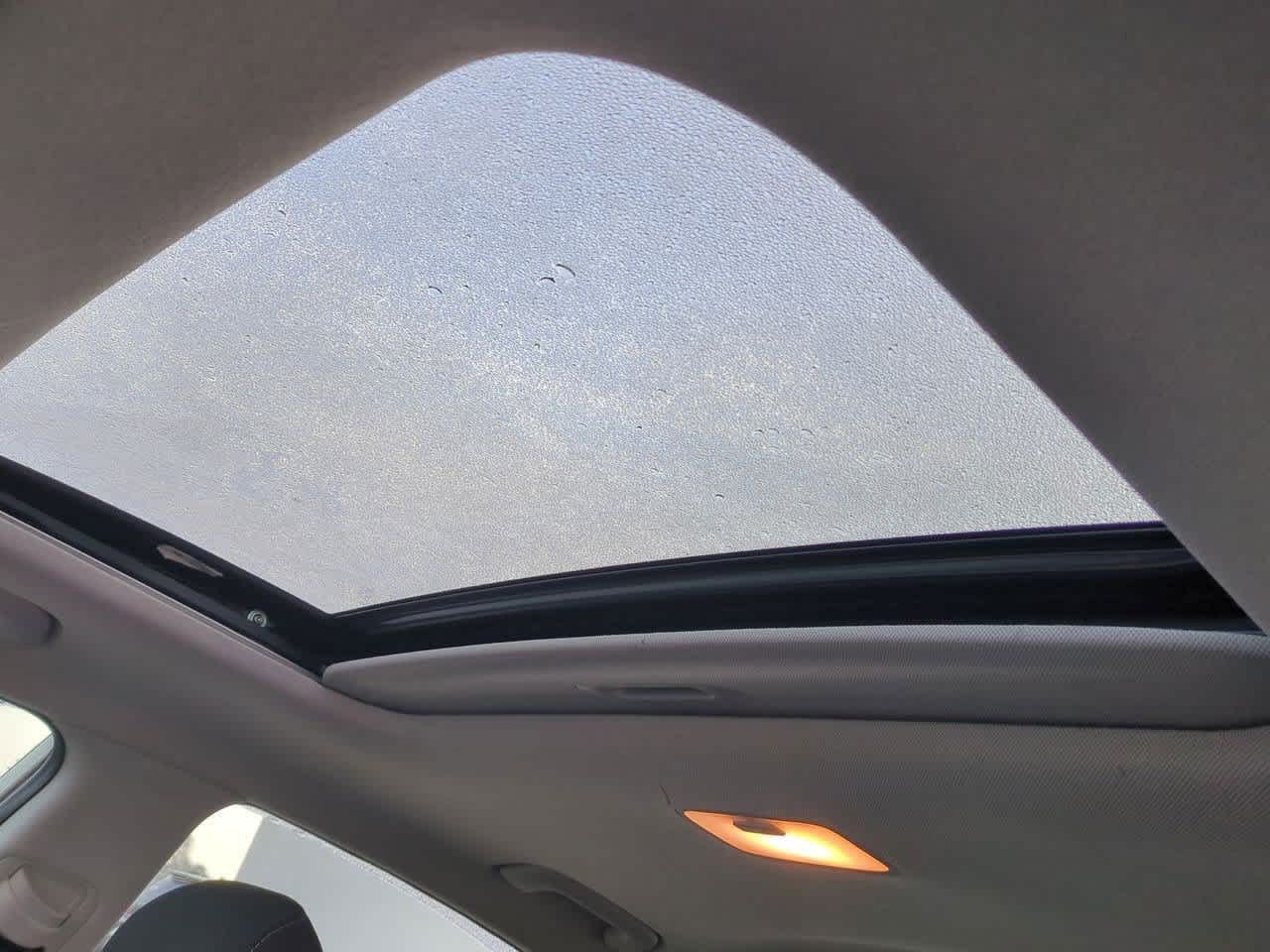 Thumbnail: 2017 Hyundai Elantra - 18