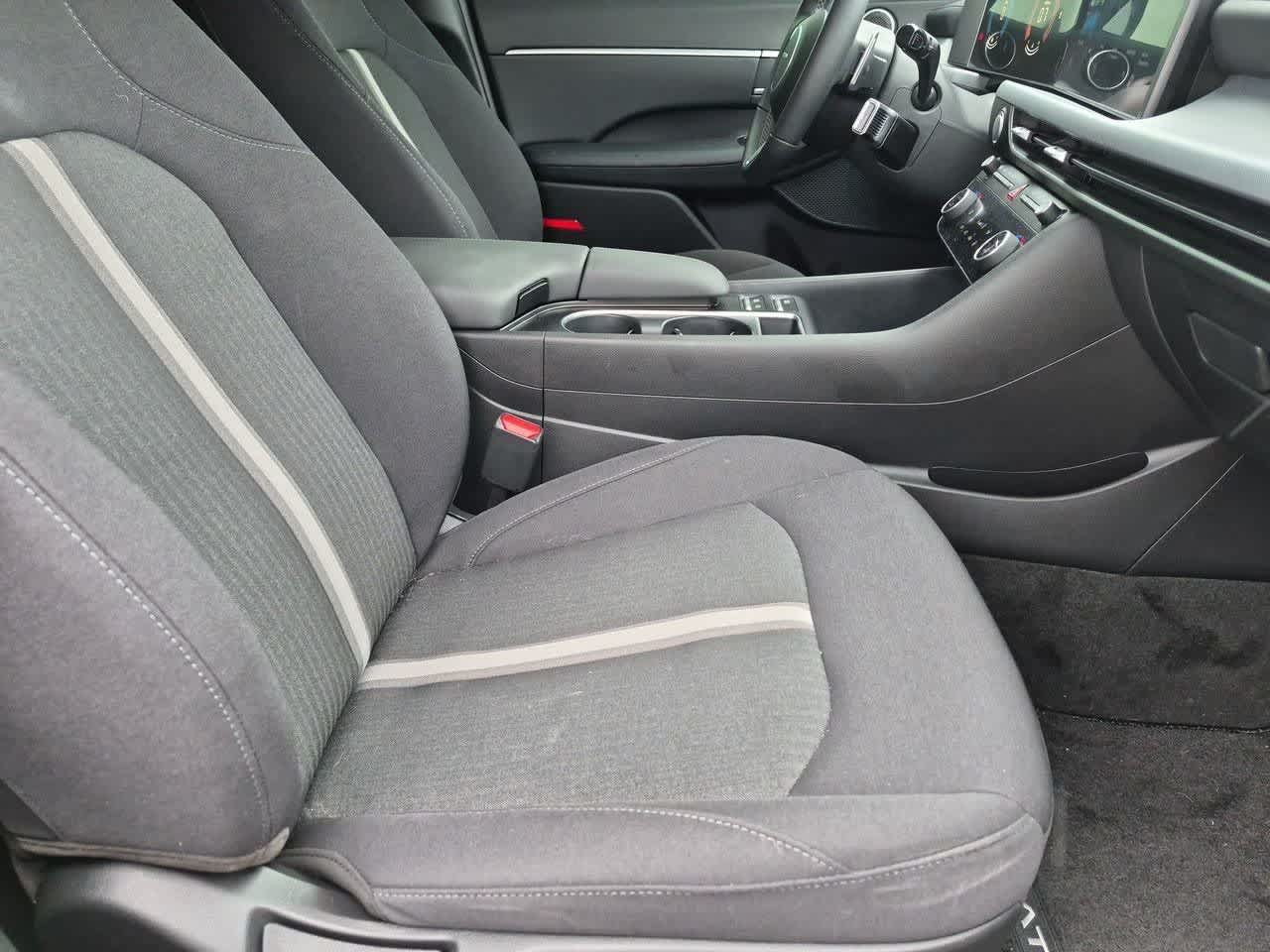 2026 Hyundai Sonata SEL - Photo 14