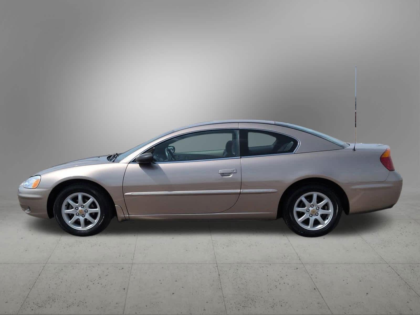 Thumbnail: 2002 Chrysler Sebring - 4