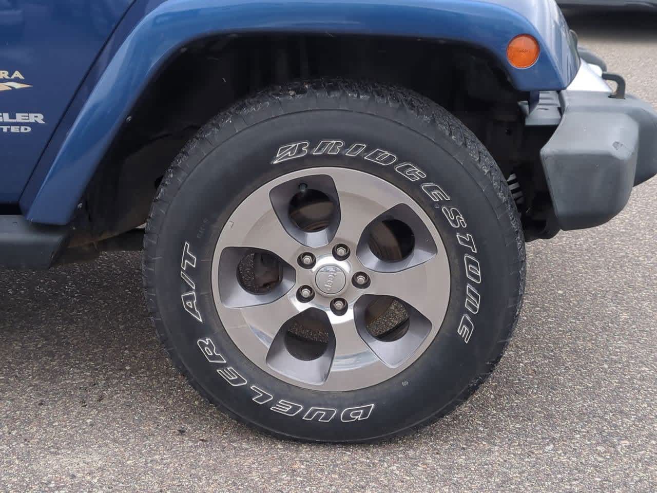 Thumbnail: 2009 Jeep Wrangler - 14