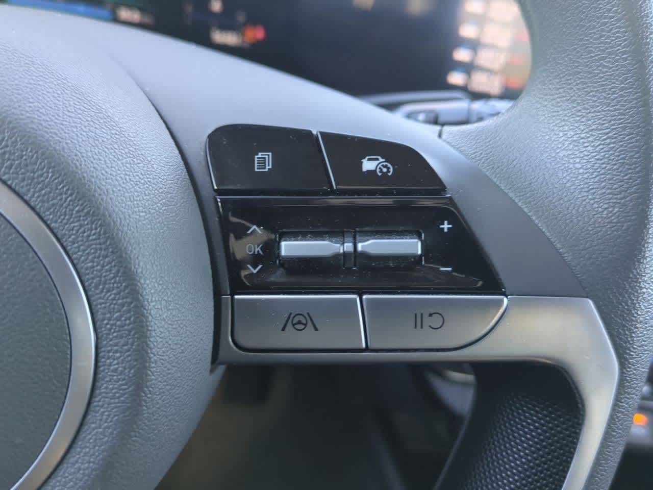 Thumbnail: 2024 Hyundai Elantra - 23