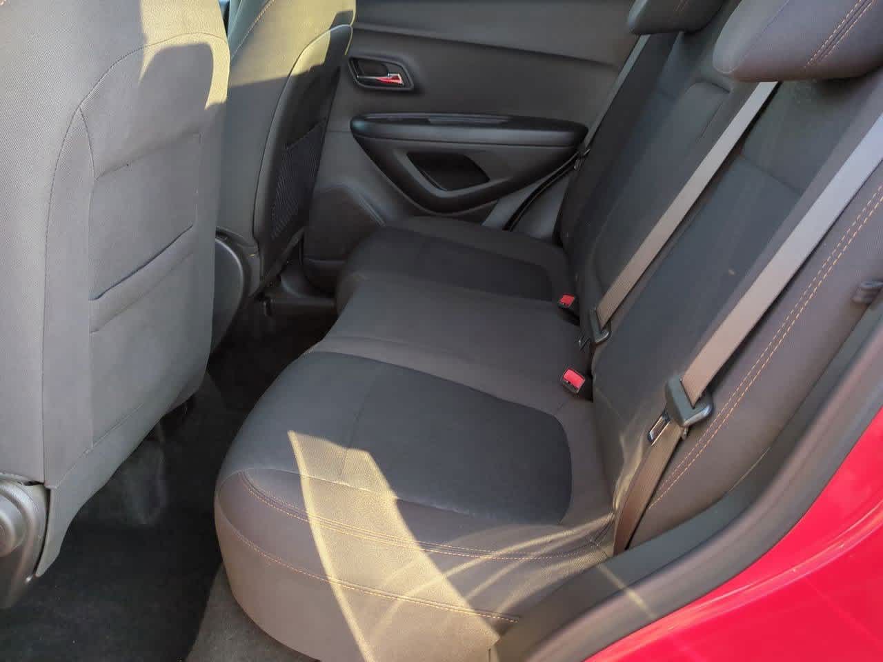 Thumbnail: 2020 Chevrolet Trax - 17