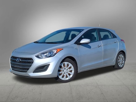 Used 2017 Hyundai Elantra GT Hatchback in Troy, MI