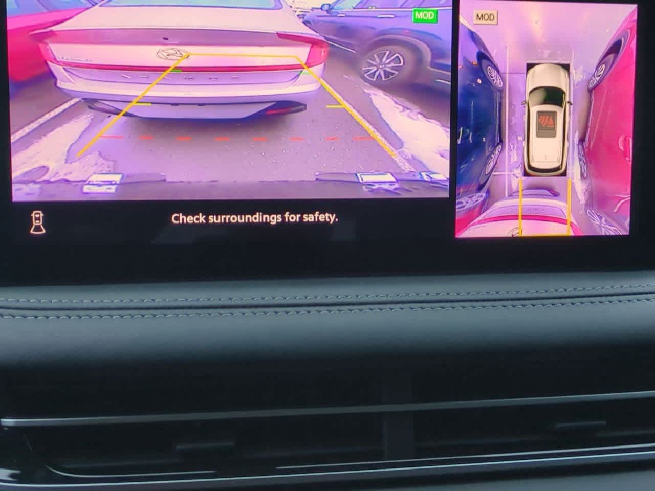 Thumbnail: 2023 INFINITI QX60 - 30