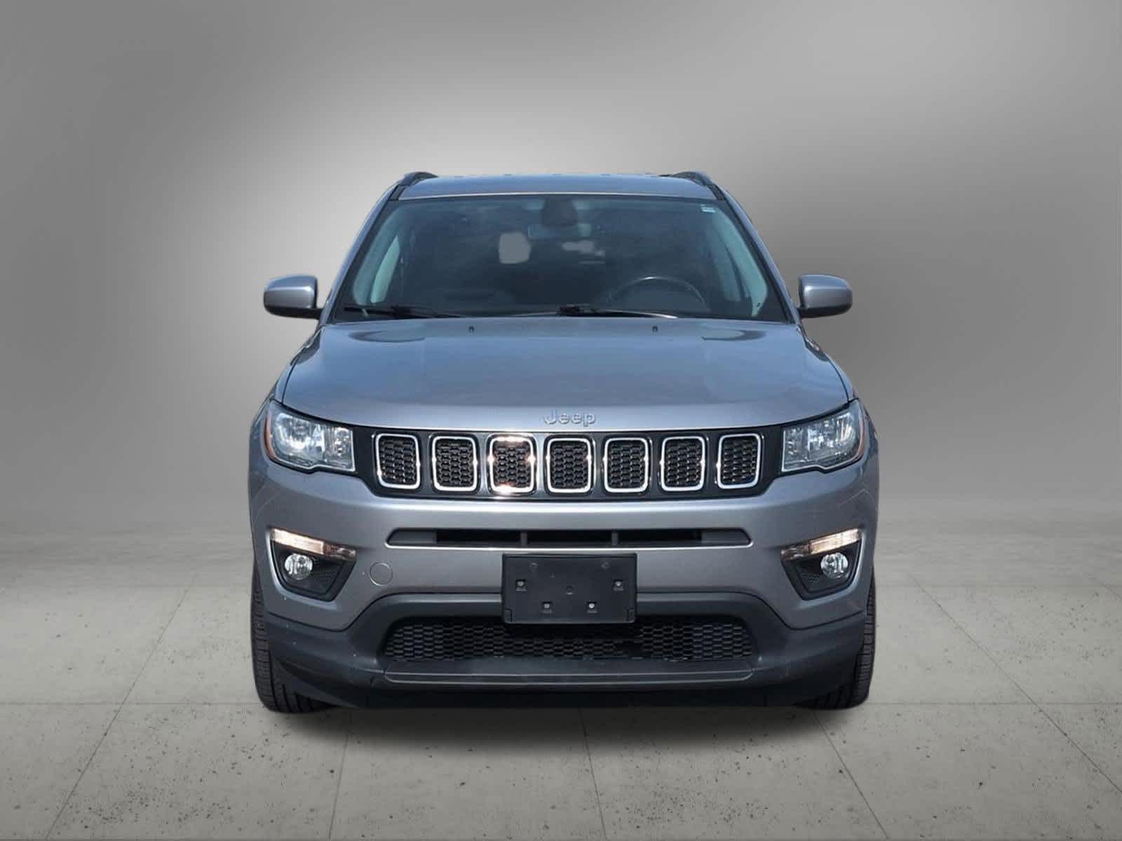 Thumbnail: 2019 Jeep Compass - 9