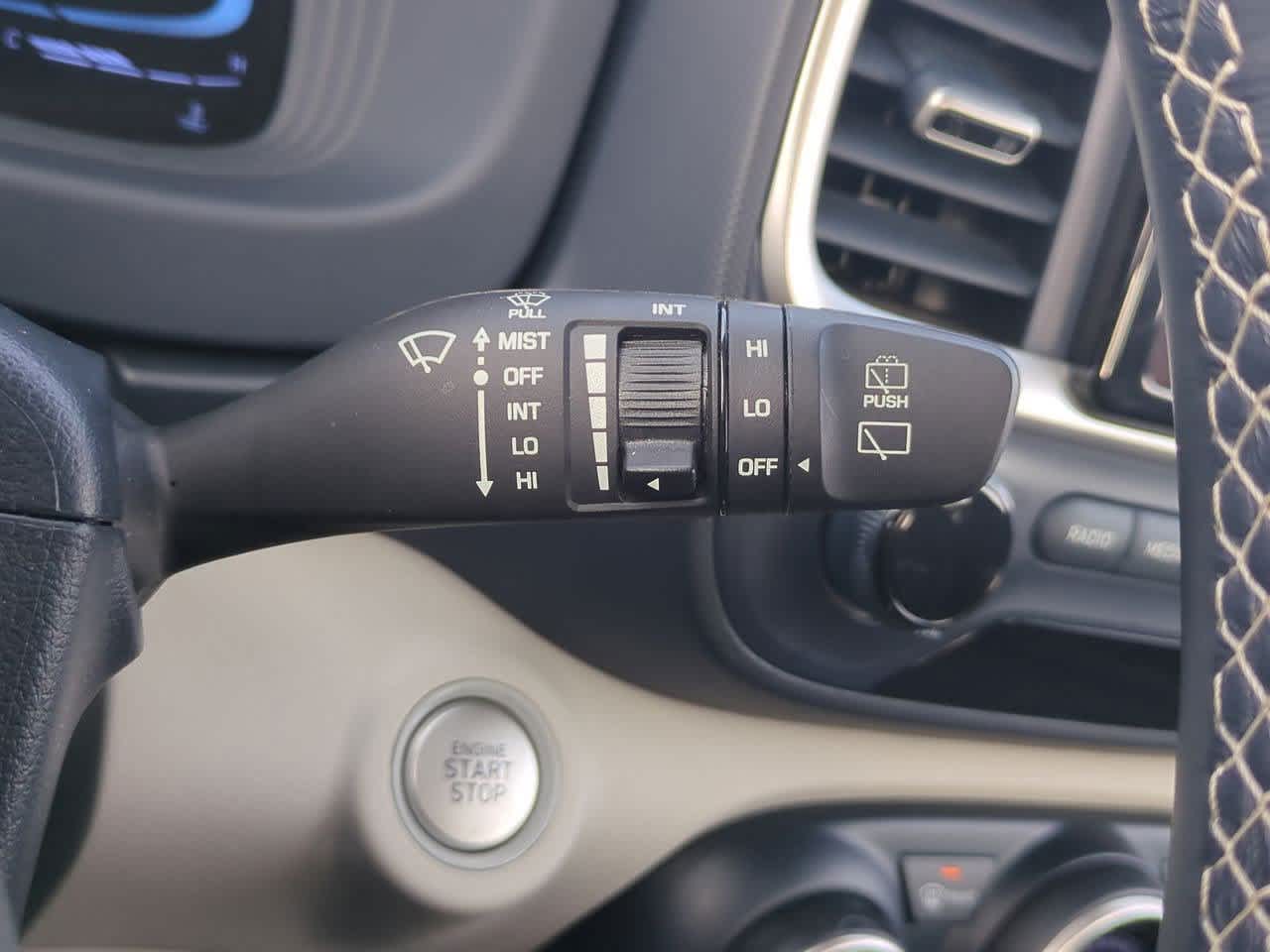 Thumbnail: 2023 Hyundai Venue - 24