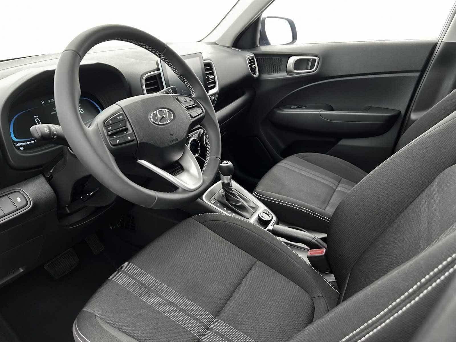 Thumbnail: 2025 Hyundai Venue - 14