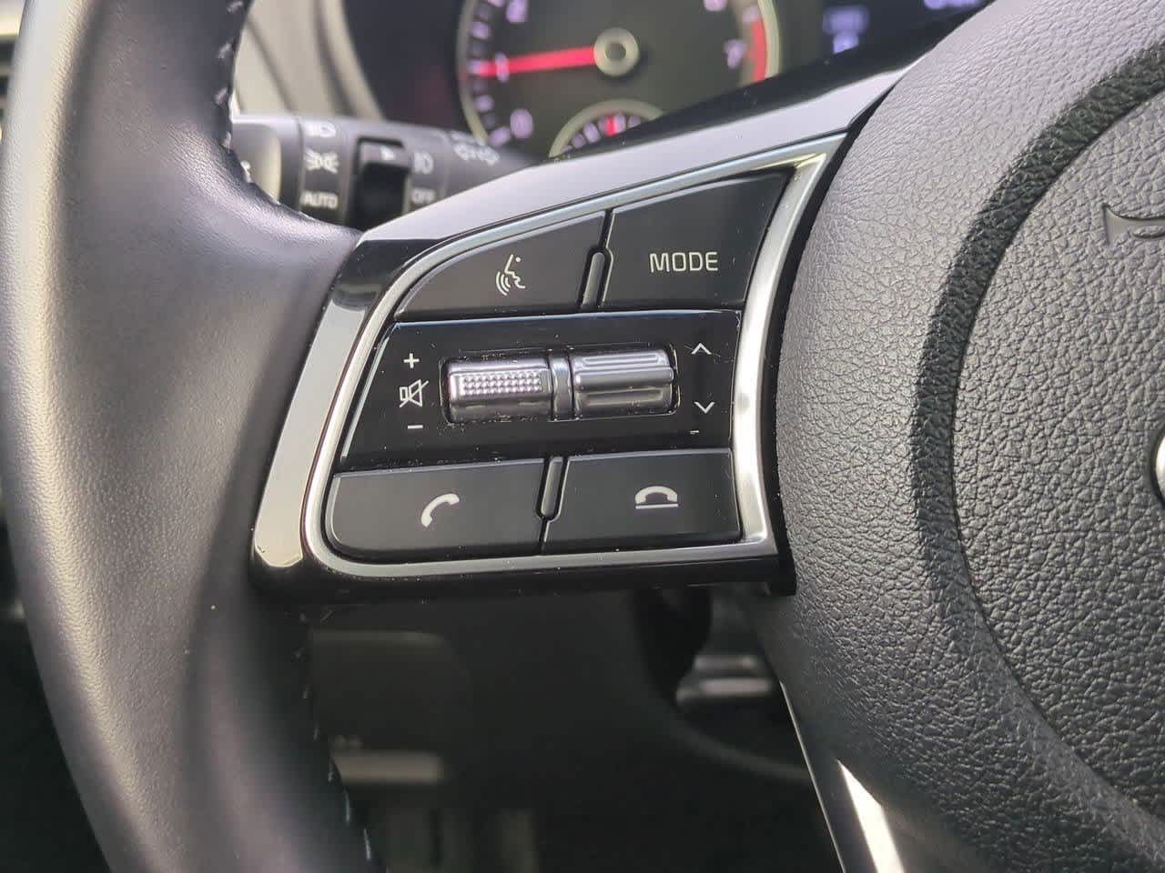 Thumbnail: 2020 Kia Optima - 22