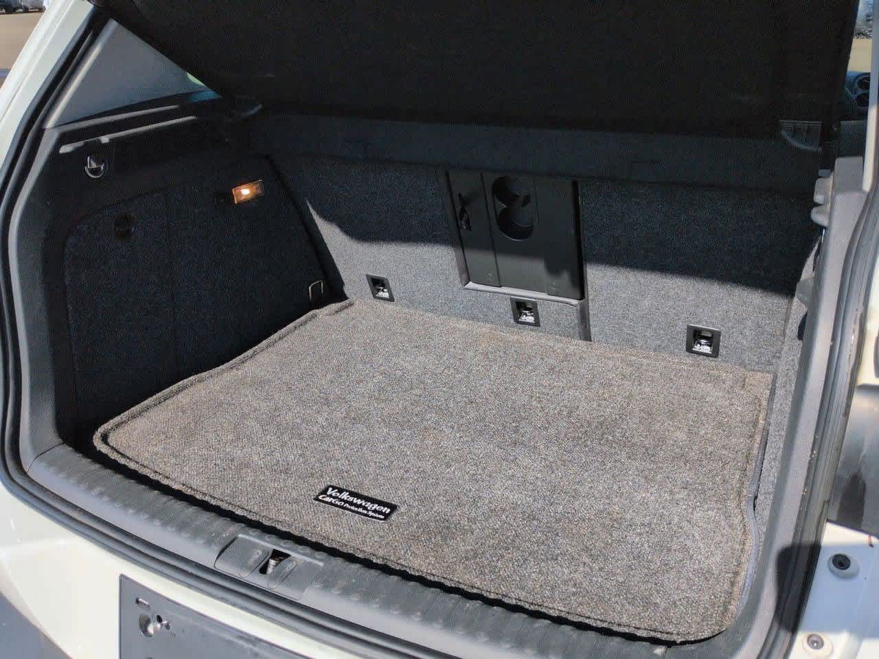 Thumbnail: 2014 Volkswagen Tiguan - 31