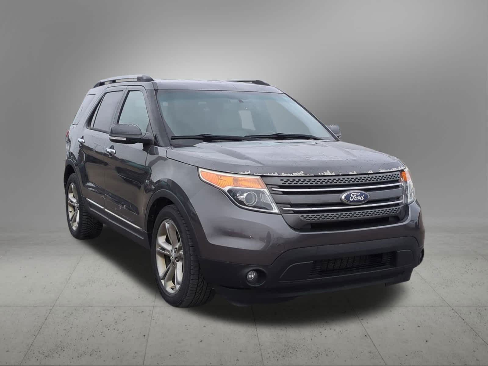 Thumbnail: 2015 Ford Explorer - 8