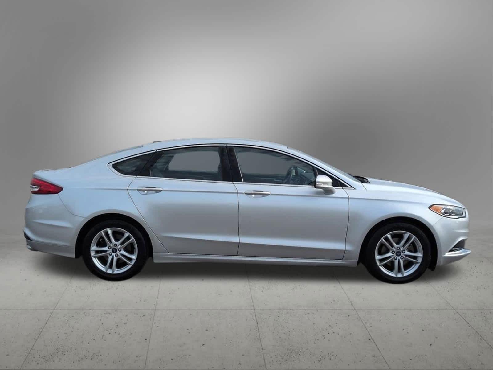 Thumbnail: 2018 Ford Fusion - 7