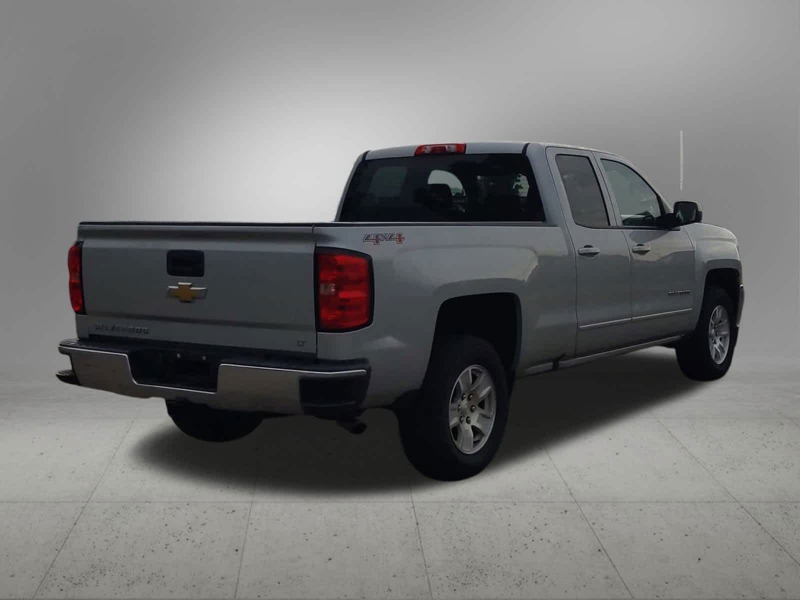Thumbnail: 2017 Chevrolet Silverado 1500 - 6