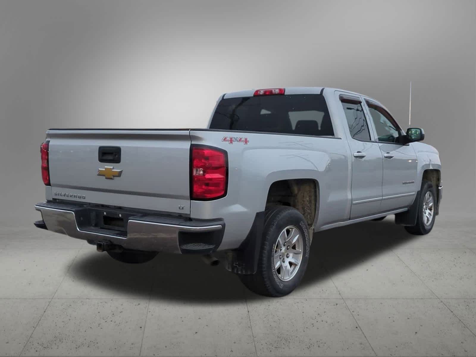 Thumbnail: 2015 Chevrolet Silverado 1500 - 6