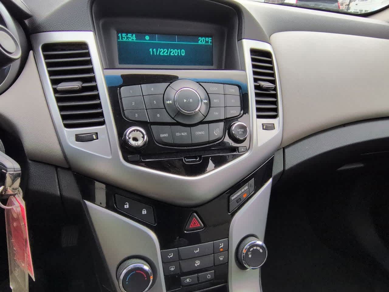 Thumbnail: 2012 Chevrolet Cruze - 26