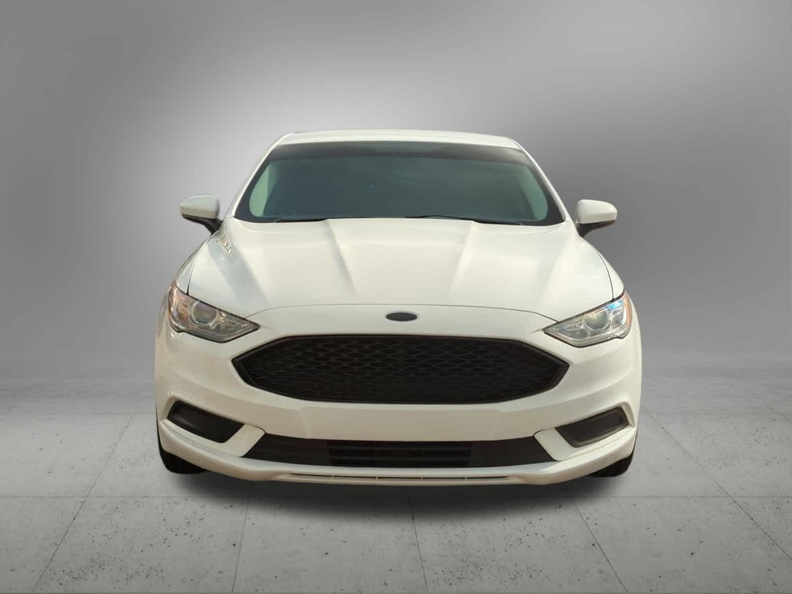 2017 Ford Fusion SE 9