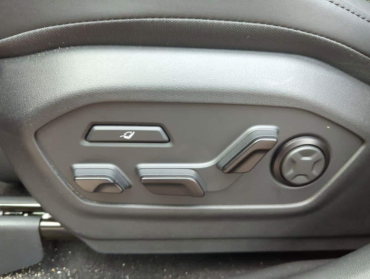 Thumbnail: 2025 Hyundai Santa Fe - 15