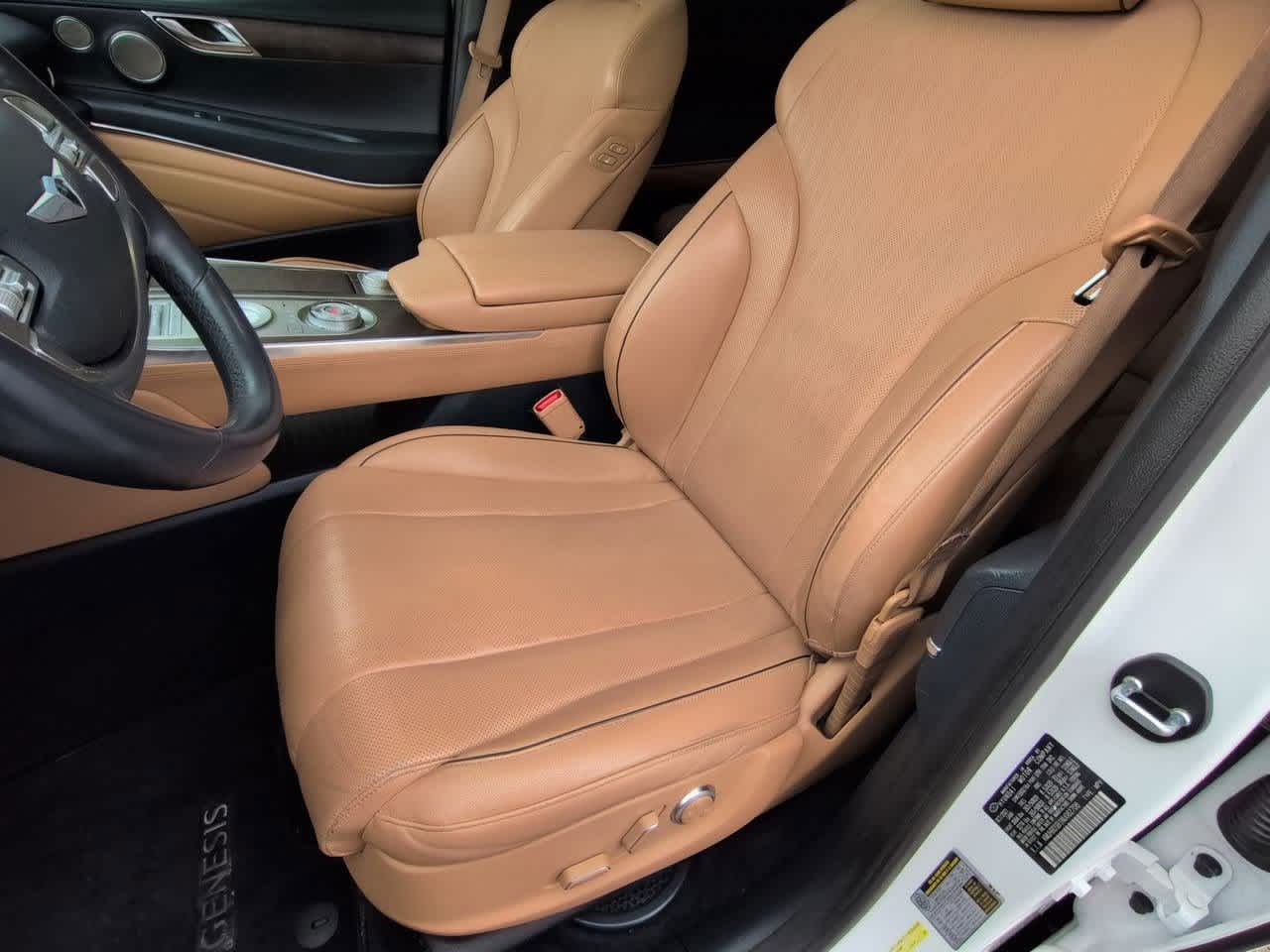 Thumbnail: 2022 Genesis GV80 - 16