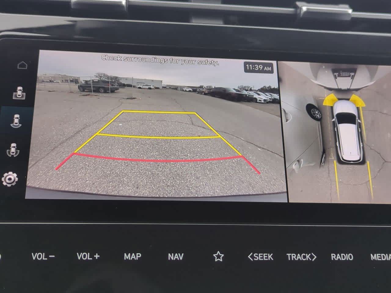 Thumbnail: 2023 Hyundai Tucson - 30