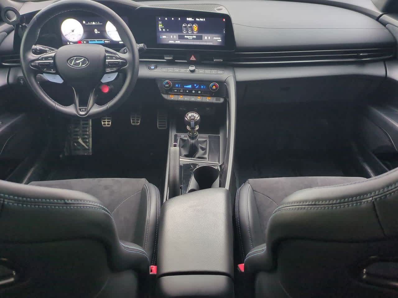 Thumbnail: 2022 Hyundai Elantra - 14