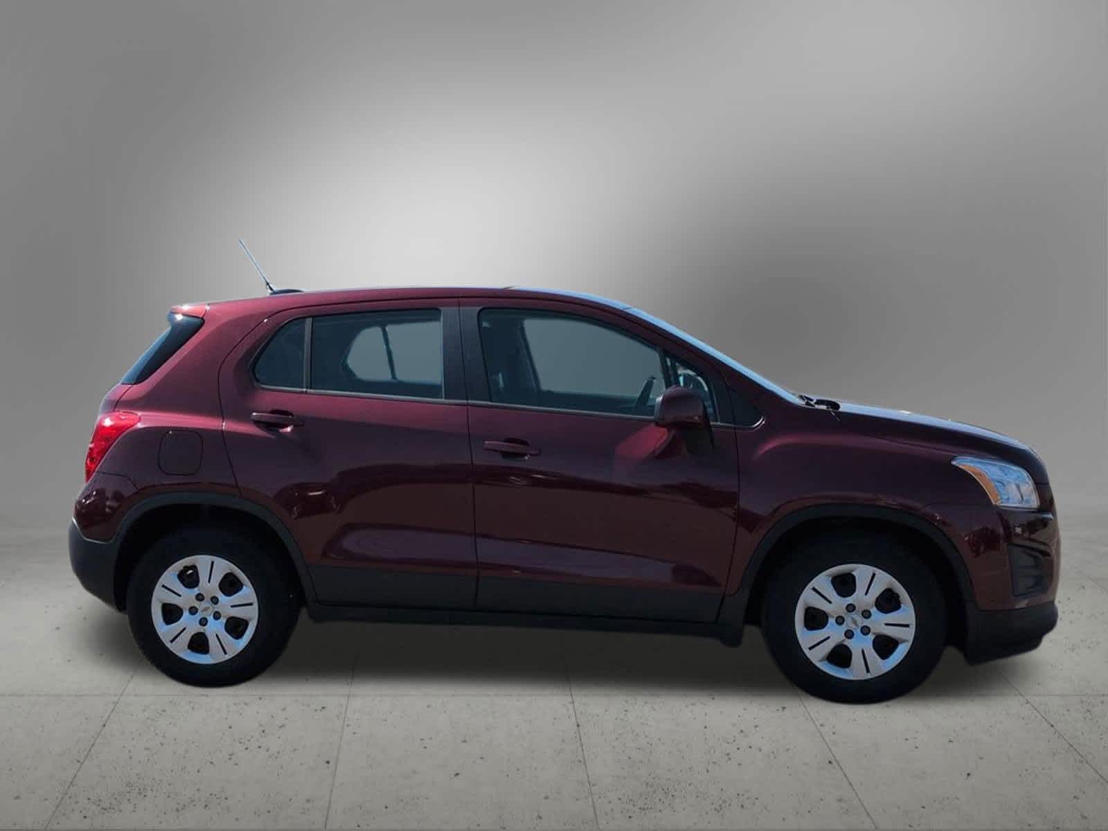 Thumbnail: 2016 Chevrolet Trax - 7