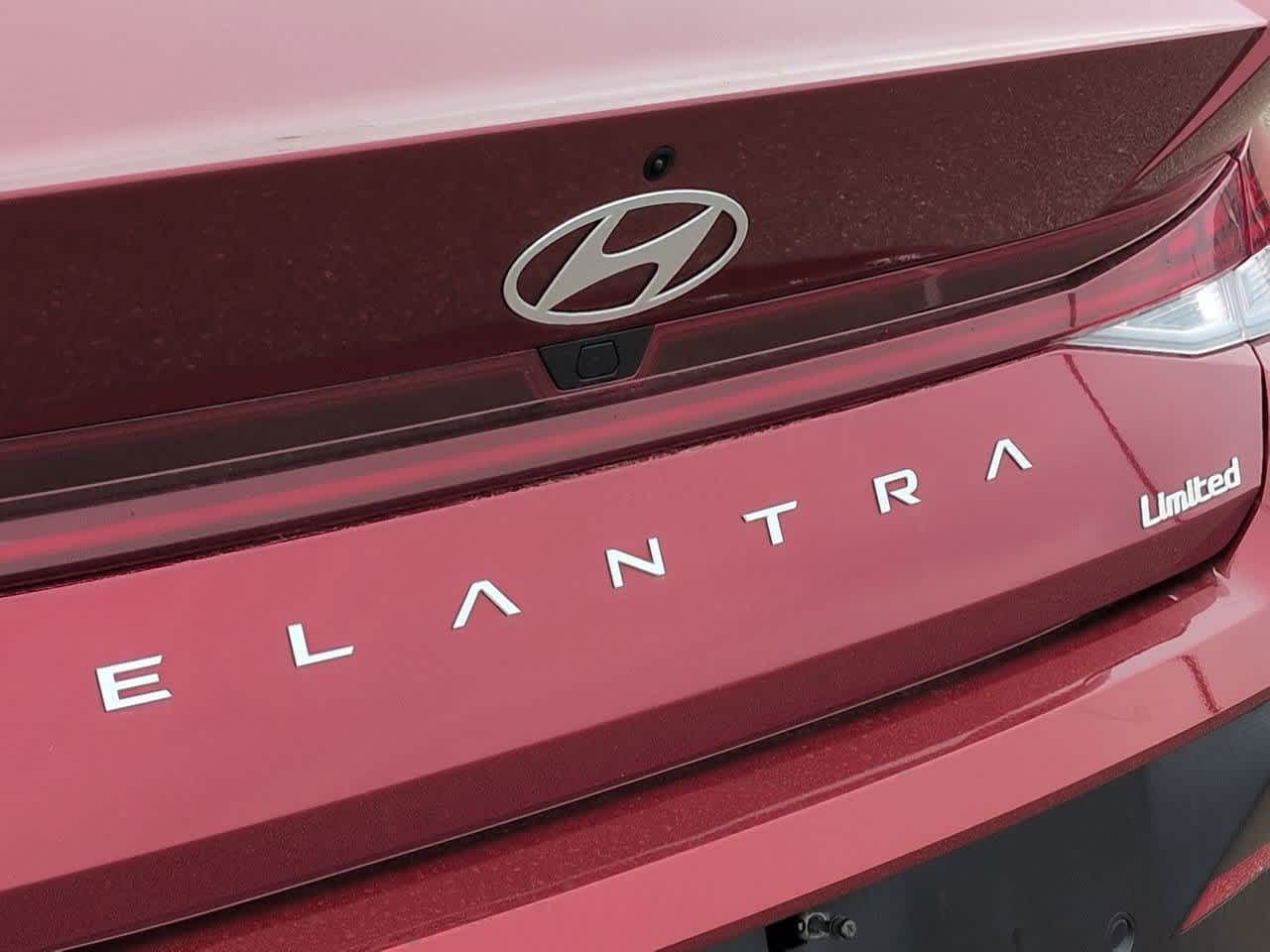 Thumbnail: 2024 Hyundai Elantra - 12