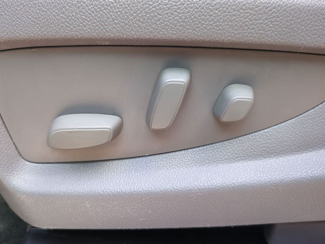 Thumbnail: 2017 Chevrolet Silverado 2500 - 16