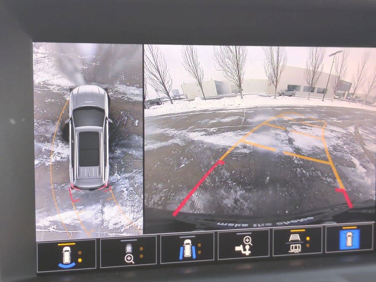 Thumbnail: 2022 GMC Terrain - 28