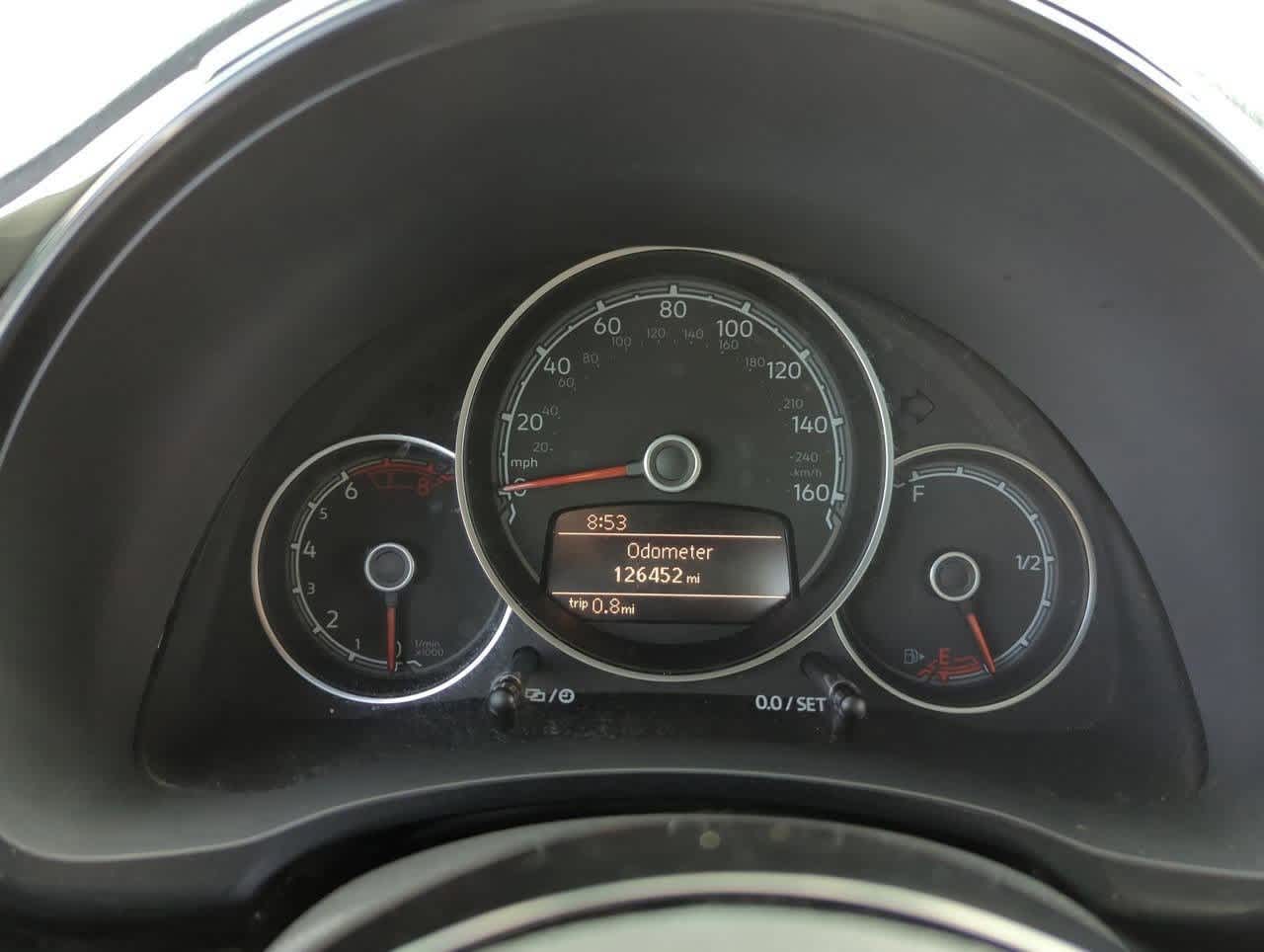 Thumbnail: 2019 Volkswagen Beetle - 27