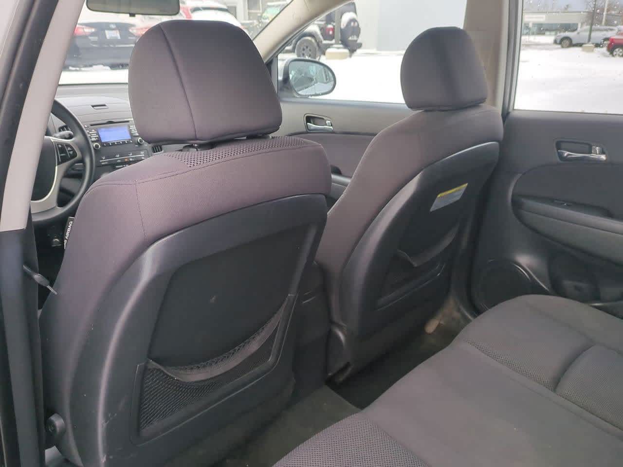 Thumbnail: 2012 Hyundai Elantra - 17