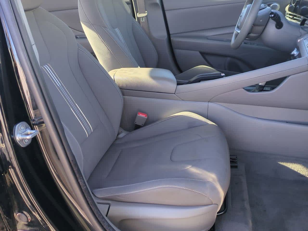 Thumbnail: 2024 Hyundai Elantra - 20