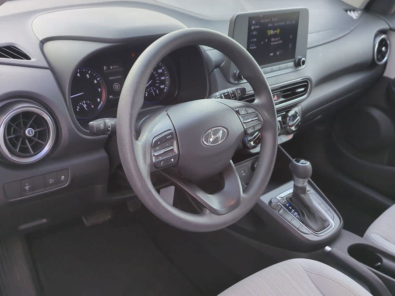 2023 Hyundai Kona SEL photo 2