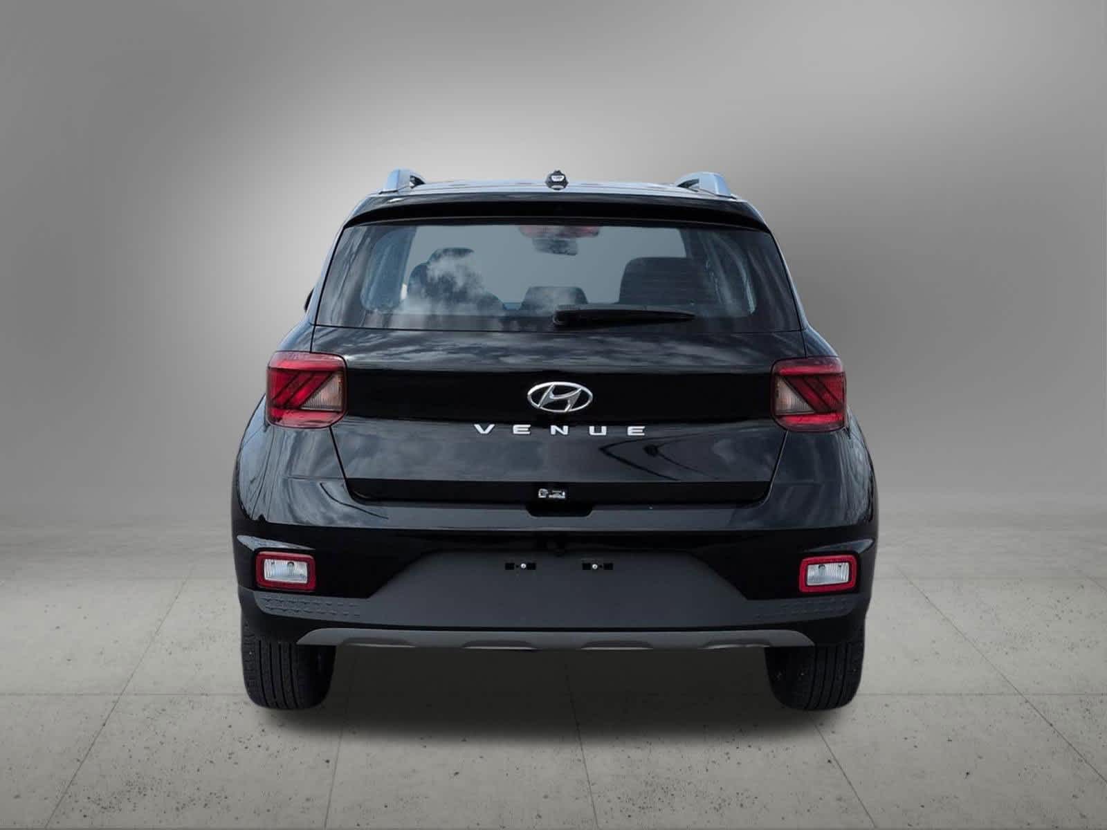 Thumbnail: 2025 Hyundai Venue - 5
