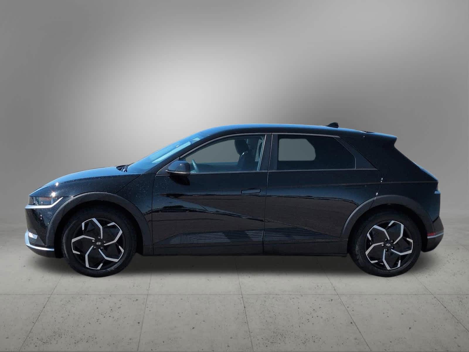 Thumbnail: 2024 Hyundai Ioniq 5 - 3