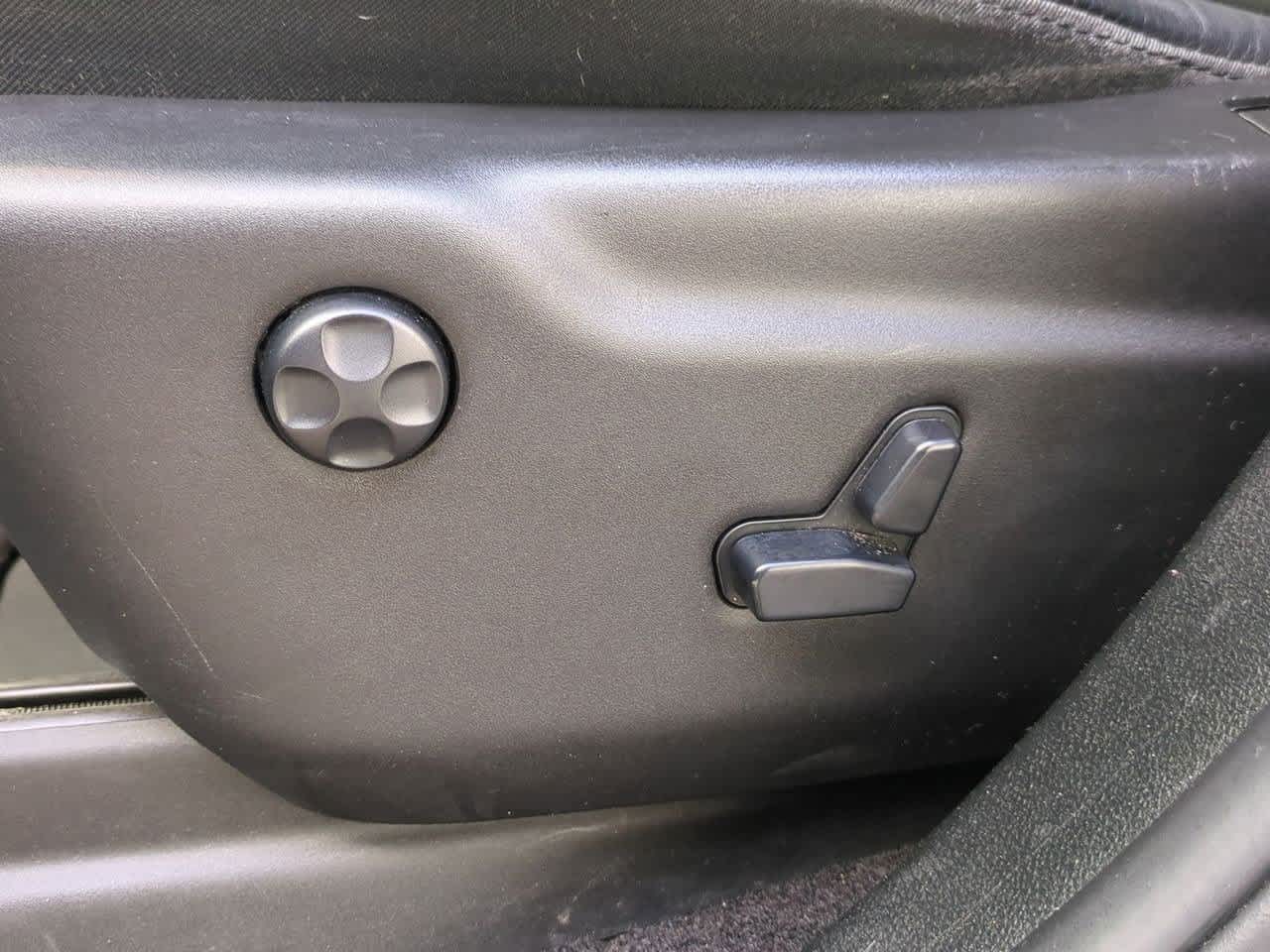 Thumbnail: 2018 Jeep Grand Cherokee - 16