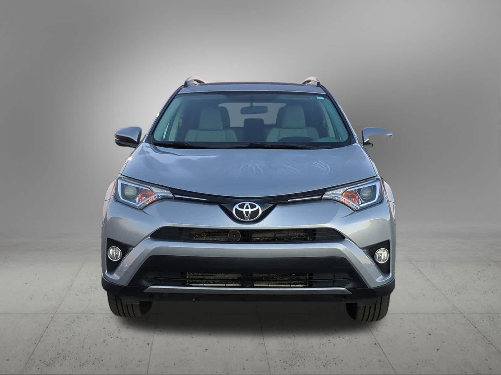 Thumbnail: 2016 Toyota RAV4 - 9