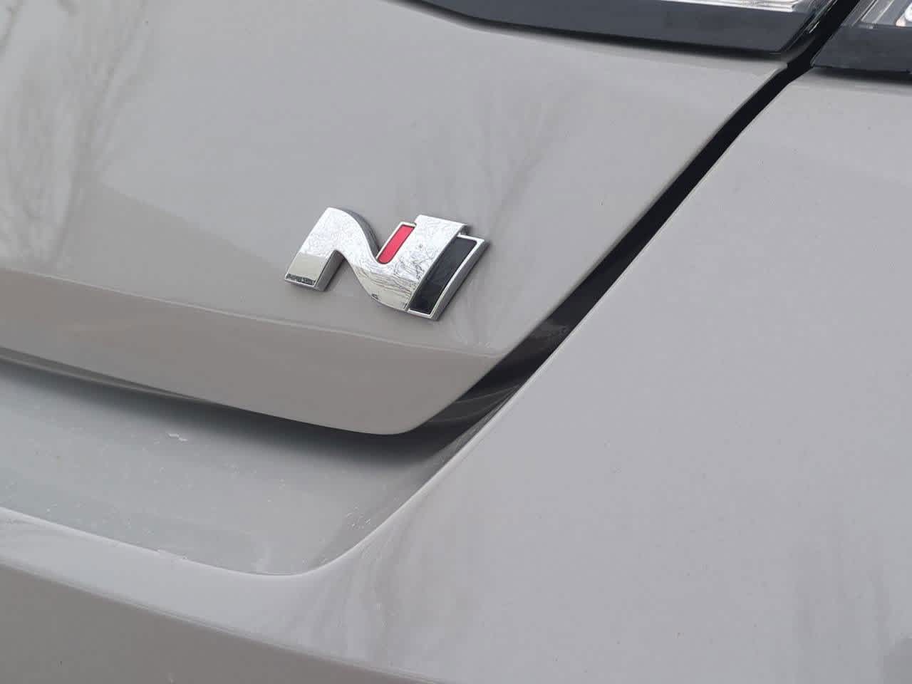 Thumbnail: 2022 Hyundai Elantra - 12