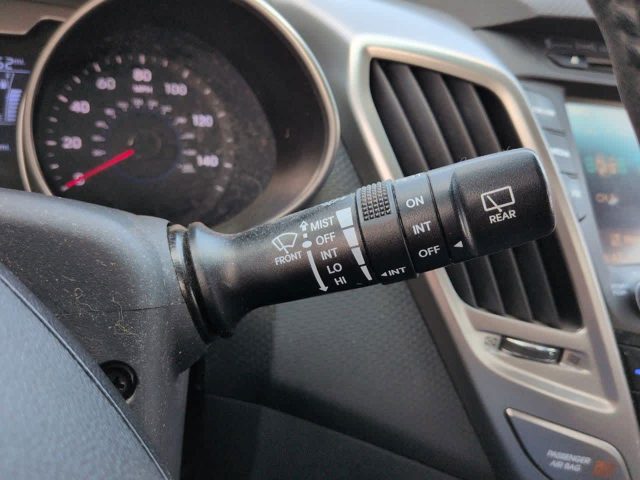 Thumbnail: 2013 Hyundai Veloster - 23