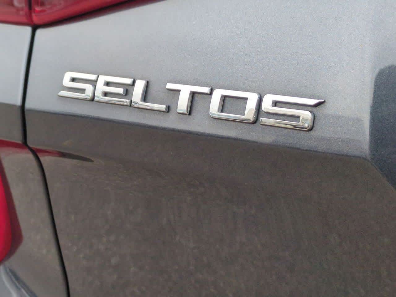 Thumbnail: 2021 Kia Seltos - 12