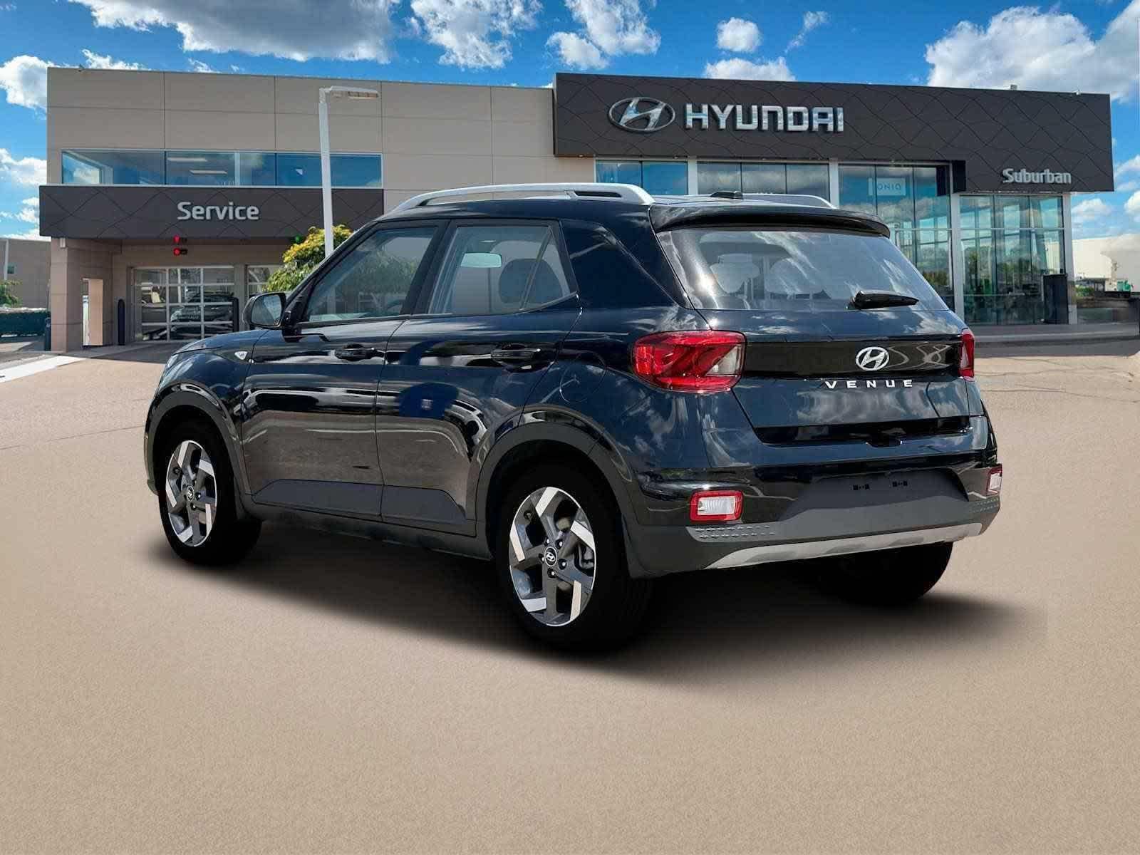 Thumbnail: 2025 Hyundai Venue - 5