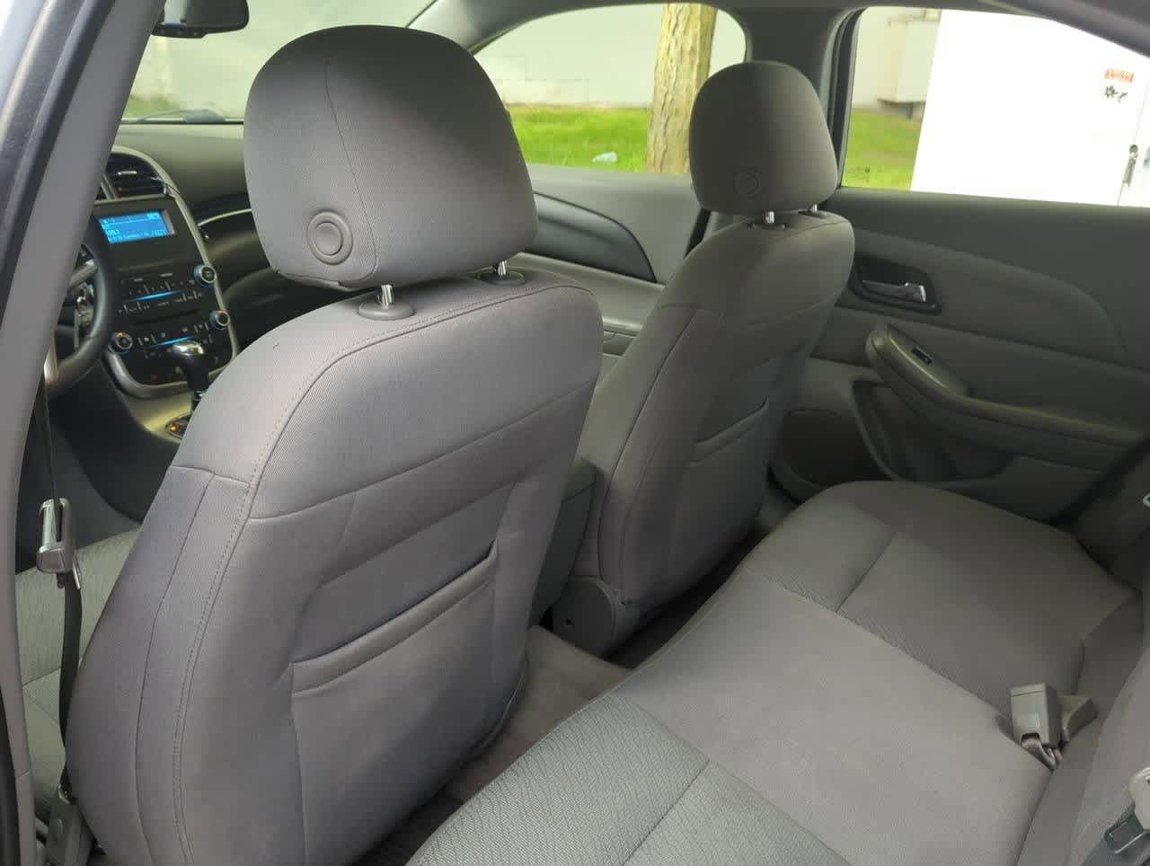 Thumbnail: 2014 Chevrolet Malibu - 16