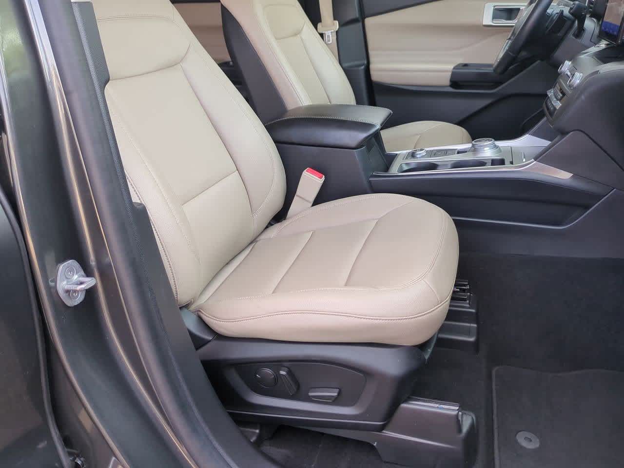 Thumbnail: 2020 Ford Explorer - 20