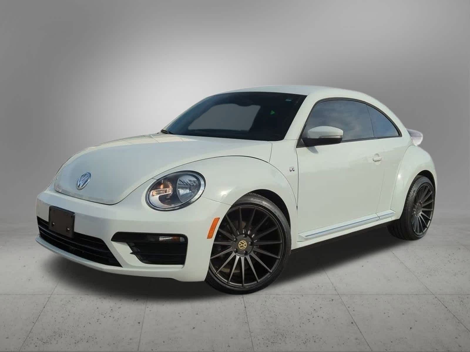 2019 Volkswagen Beetle S -
                  Troy, MI
