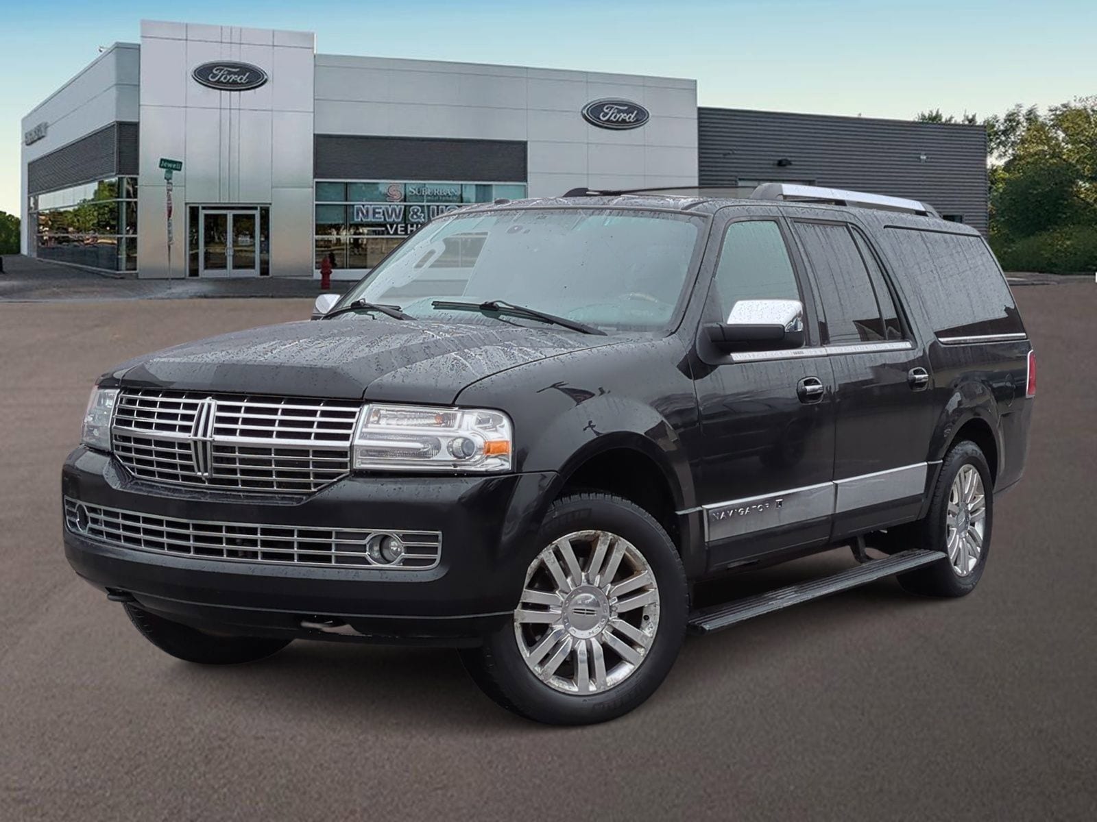2013 Lincoln Navigator Base's photo