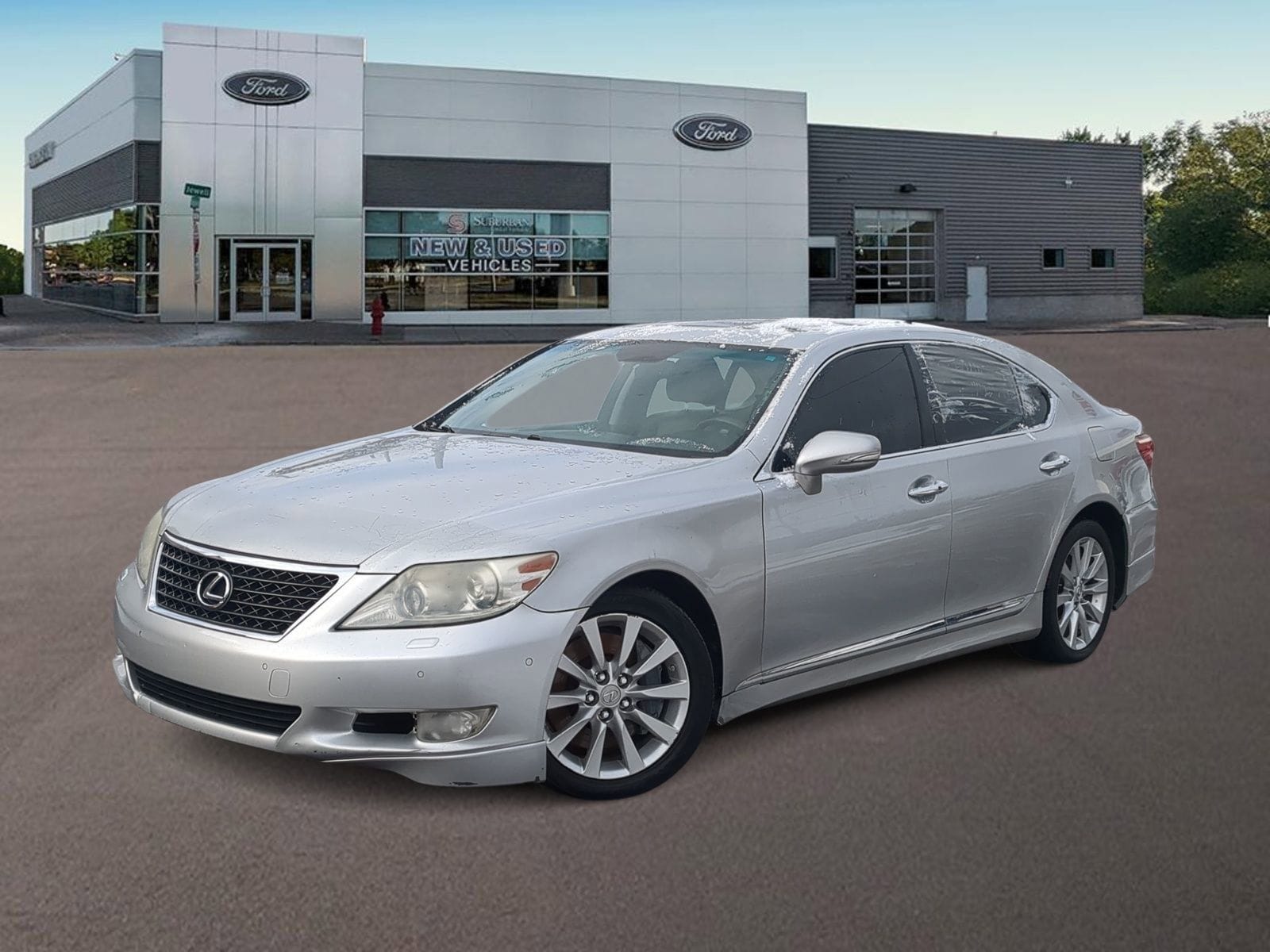 2010 Lexus LS Base's photo
