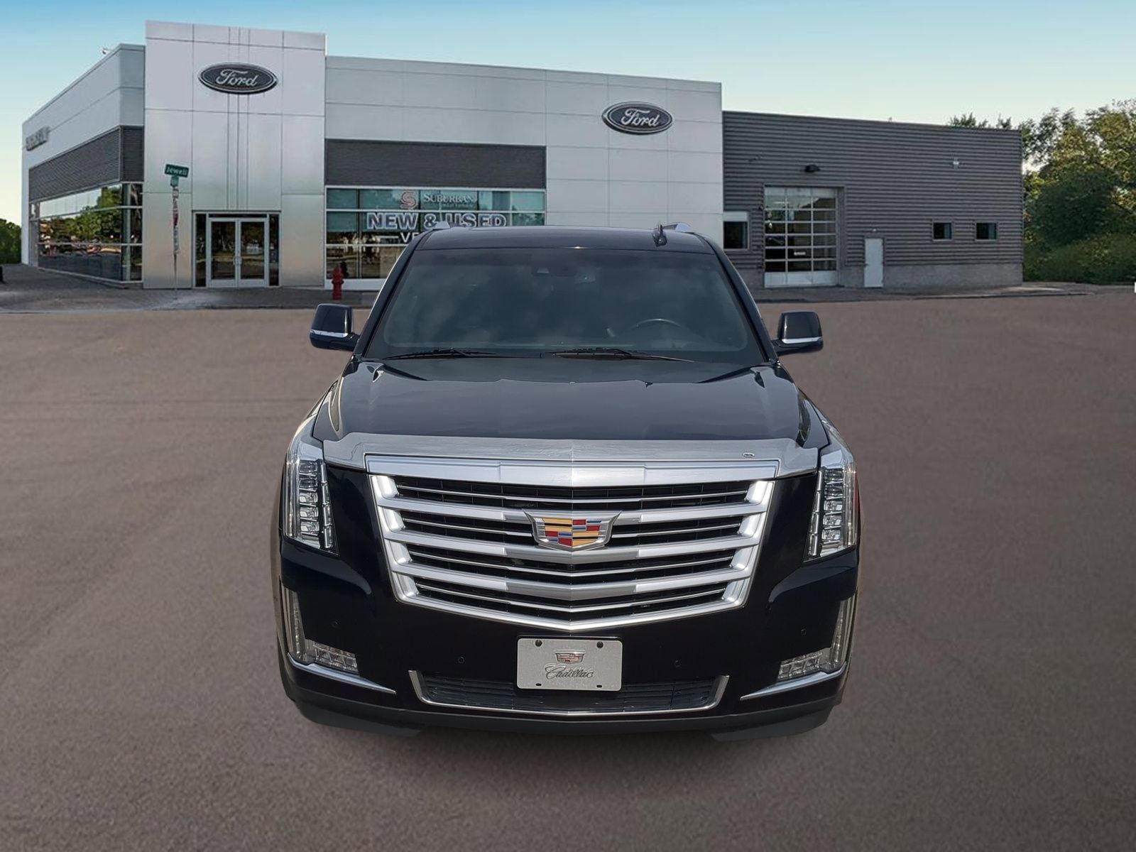 2016 Cadillac Escalade ESV Platinum photo 3