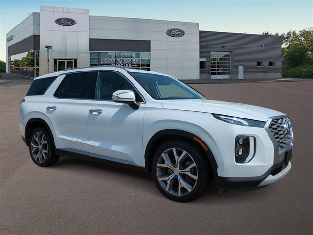 Used 2022 Hyundai Palisade SEL with VIN KM8R34HE8NU369349 for sale in Ferndale, MI