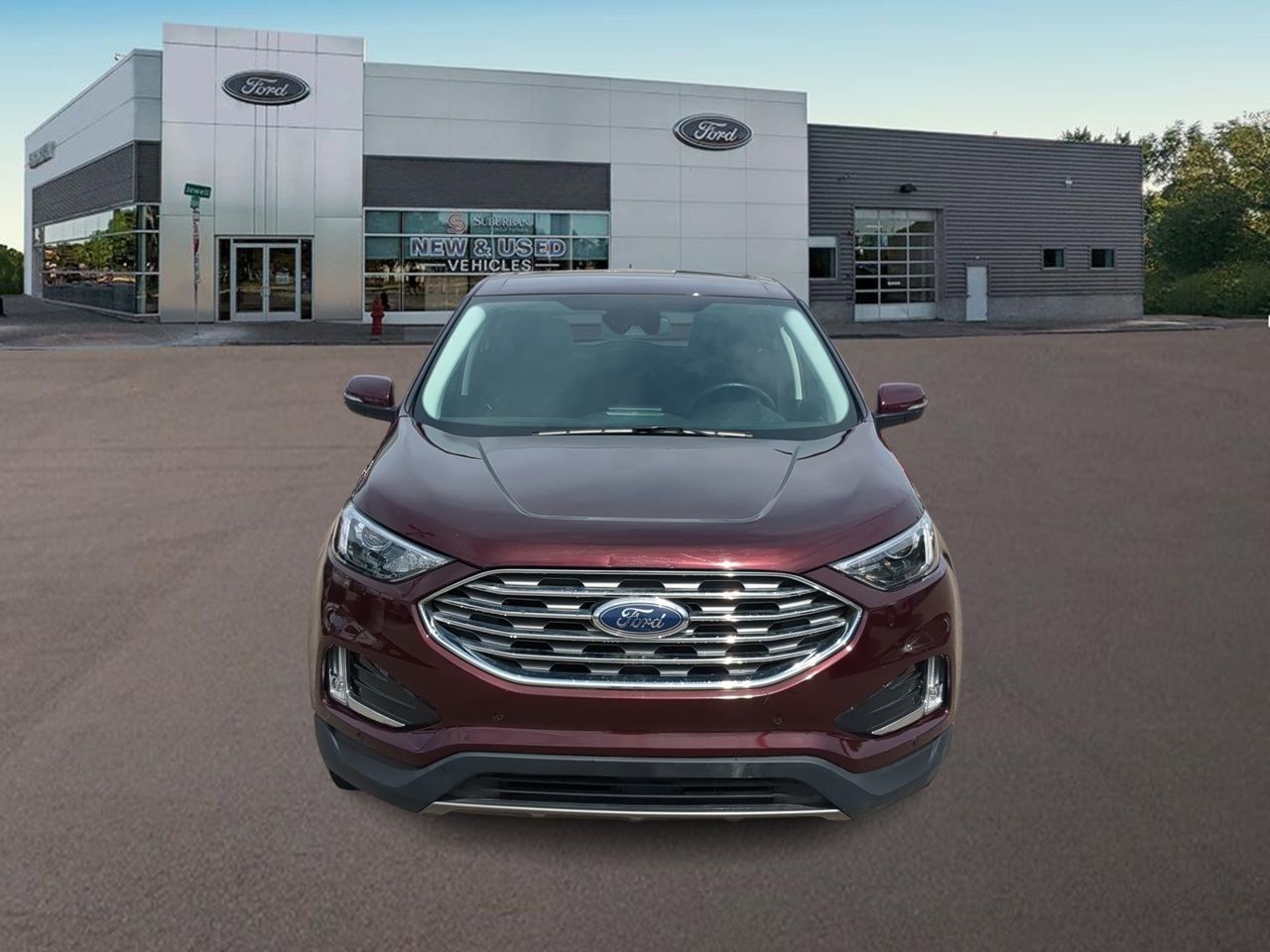2023 Ford Edge Titanium photo 3