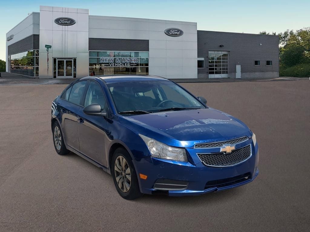 Used 2013 Chevrolet Cruze LS with VIN 1G1PA5SH1D7124571 for sale in Ferndale, MI
