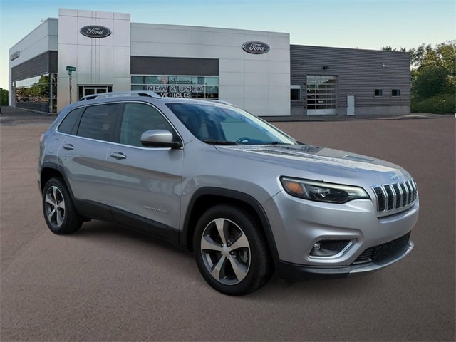 Used 2020 Jeep Cherokee Limited with VIN 1C4PJLDBXLD538419 for sale in Ferndale, MI