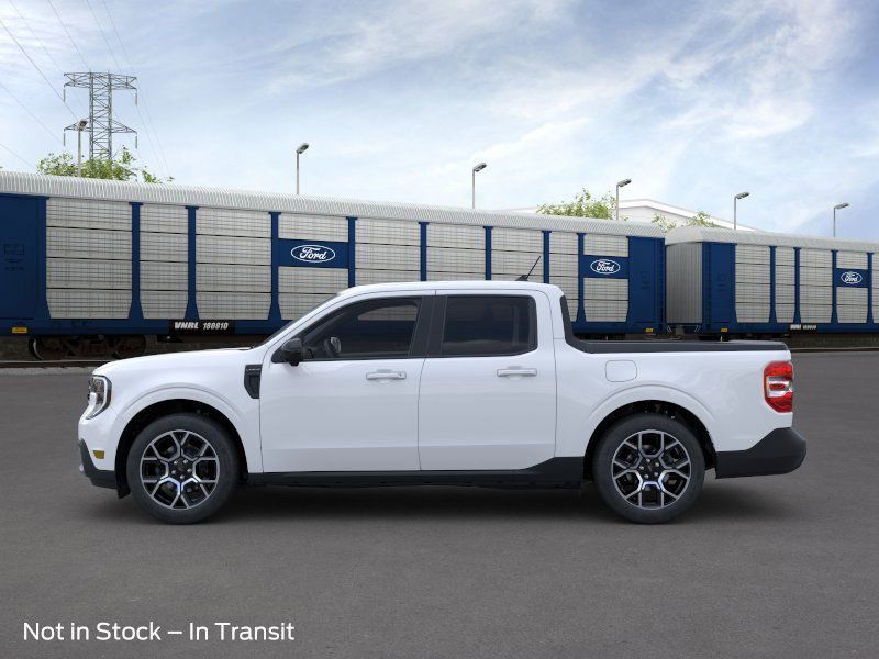 2025 Ford Maverick Lariat photo 3
